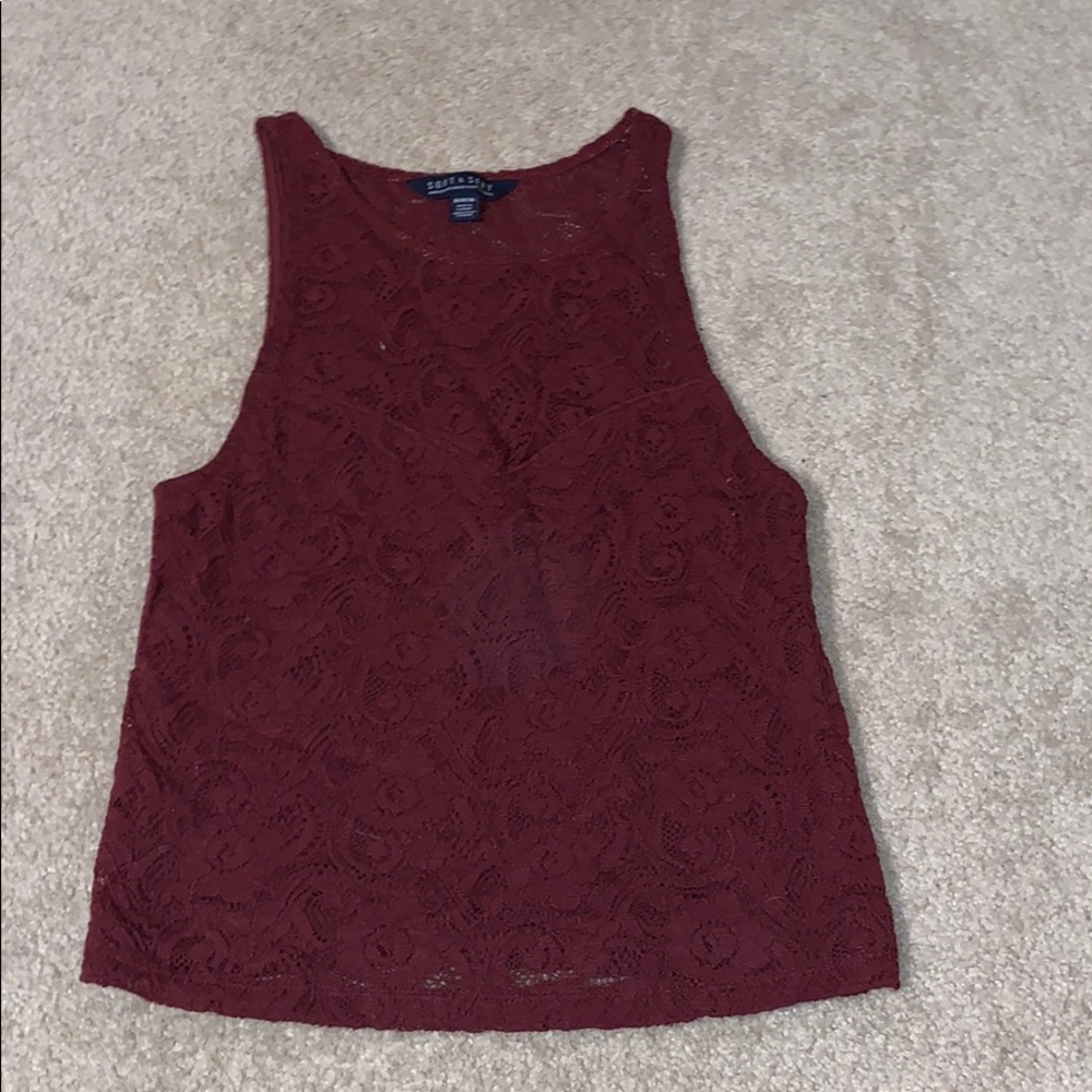 Maroon cropped lace tank top